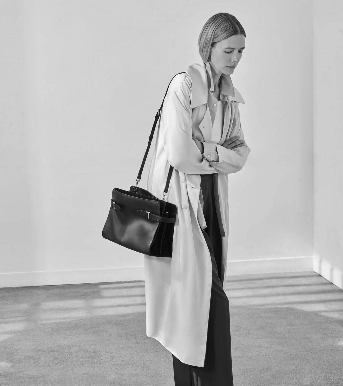 Emie large handbag in smooth leather and suede