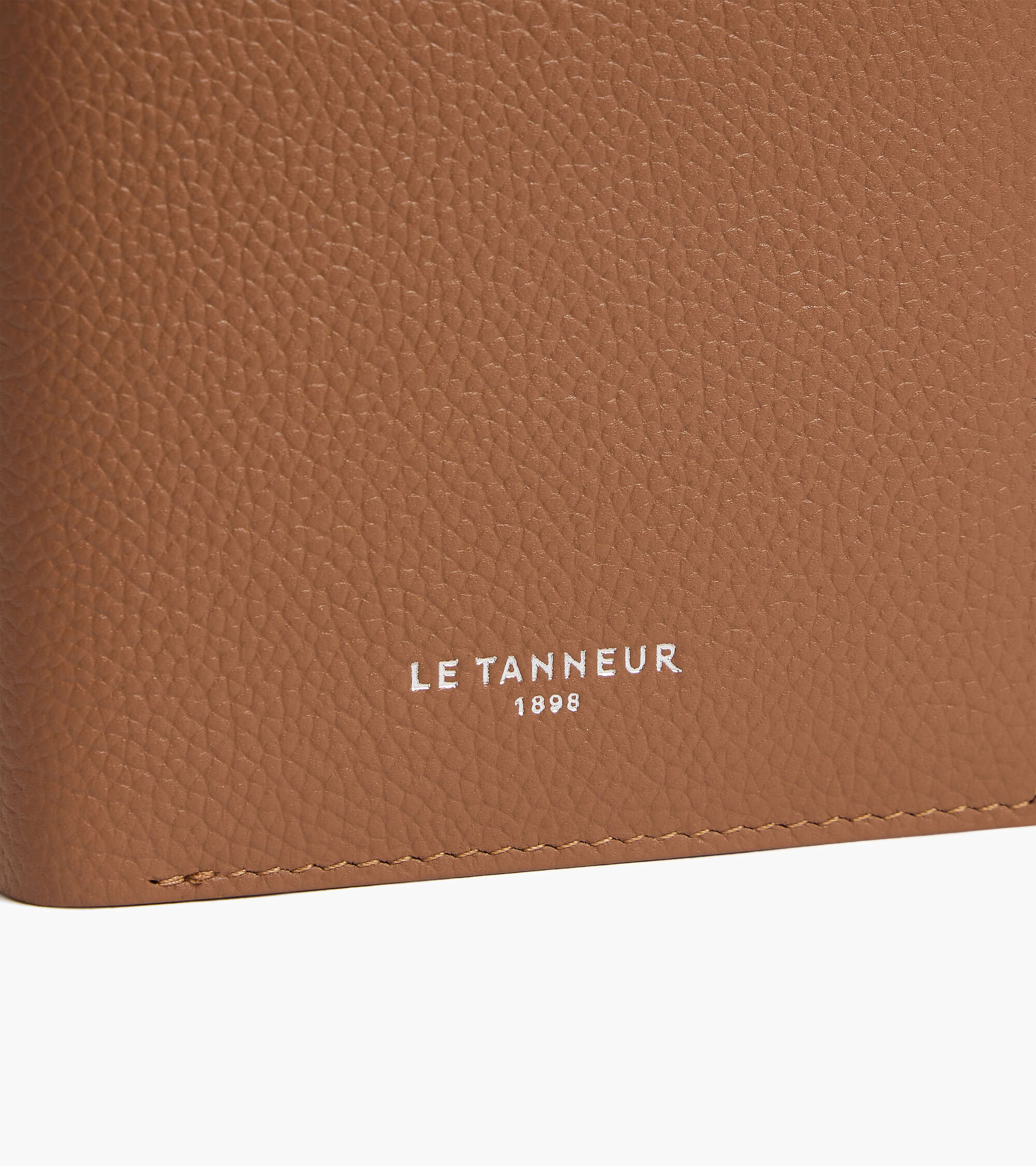 Cartera vertical mediana con cremallera Lucien de piel granulada