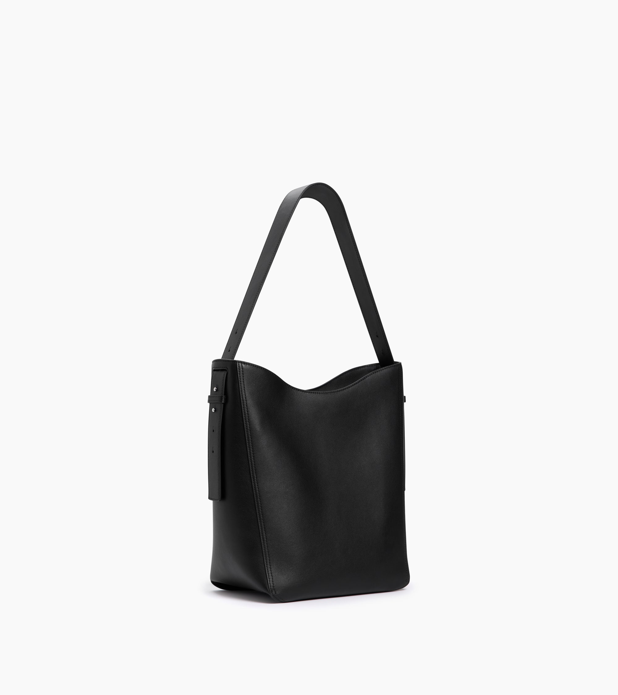 Céleste medium hobo bag in smooth leather